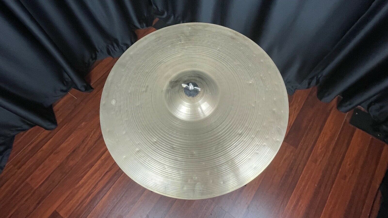 Zildjian Vintage A 18 Inch Crash Cymbal Used - C6
